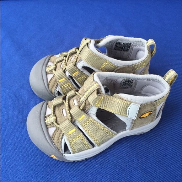Keen size 1  - Picture 2 of 7